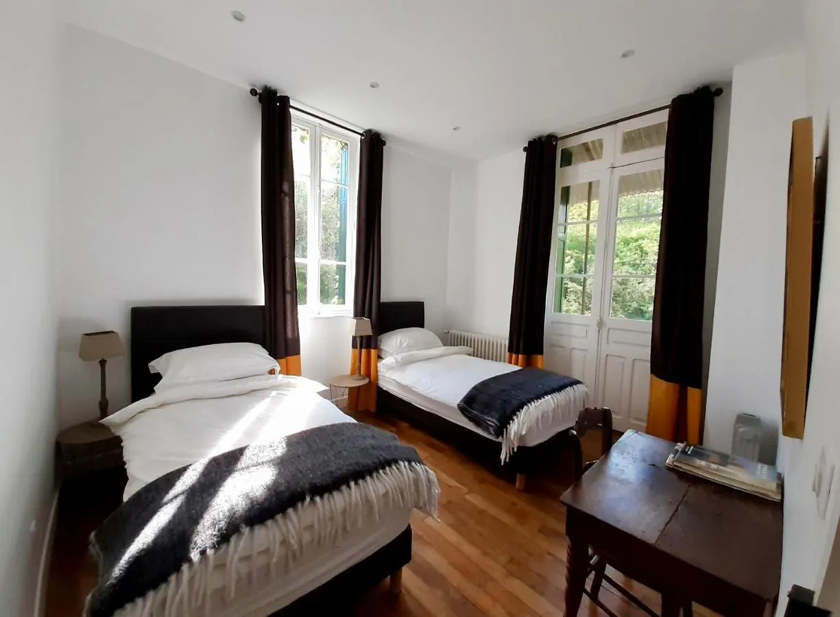 Le Grand Chalet Aspet 2*,